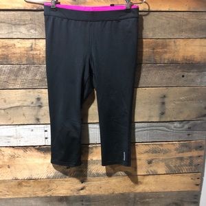 Girl’s (M 10/12) Reebok capris